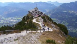 Adolf Hitlers zerstörter Obersalzberg Berghof – Wanderung von Berchtesgaden