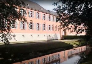 Schloss Kalkum – barockes Schloss in der Stadt Düsseldorf als Ausflugsziel