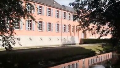 Schloss Kalkum - barockes Schloss in der Stadt Düsseldorf als Ausflugsziel