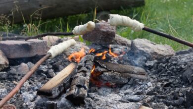 Stockbrot selber machen - Lagerfeuerbrot am Stiel